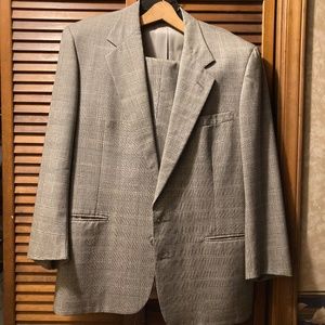 Men’s Taylor made suite by Milton